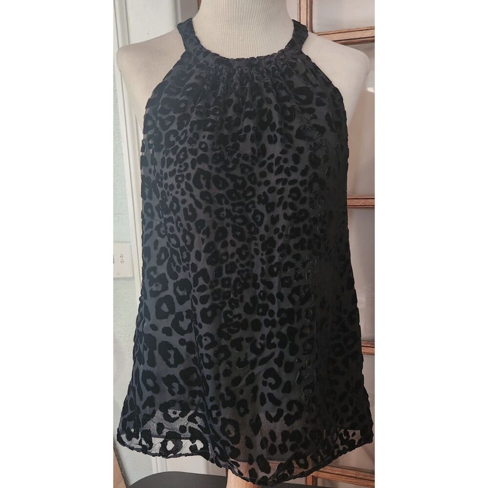 Whitehouse Blackmarket burnout velvet leopard print top in black size small